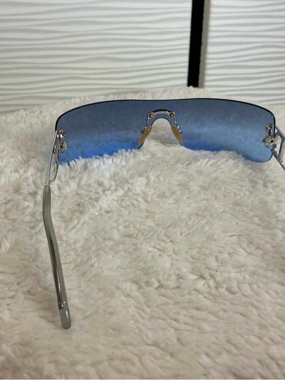 Dior Women's Blue Rimless Shield Sunglasses - Picture 6 of 8
